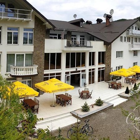 Casa Avram Otel Sucevita Dış mekan fotoğraf