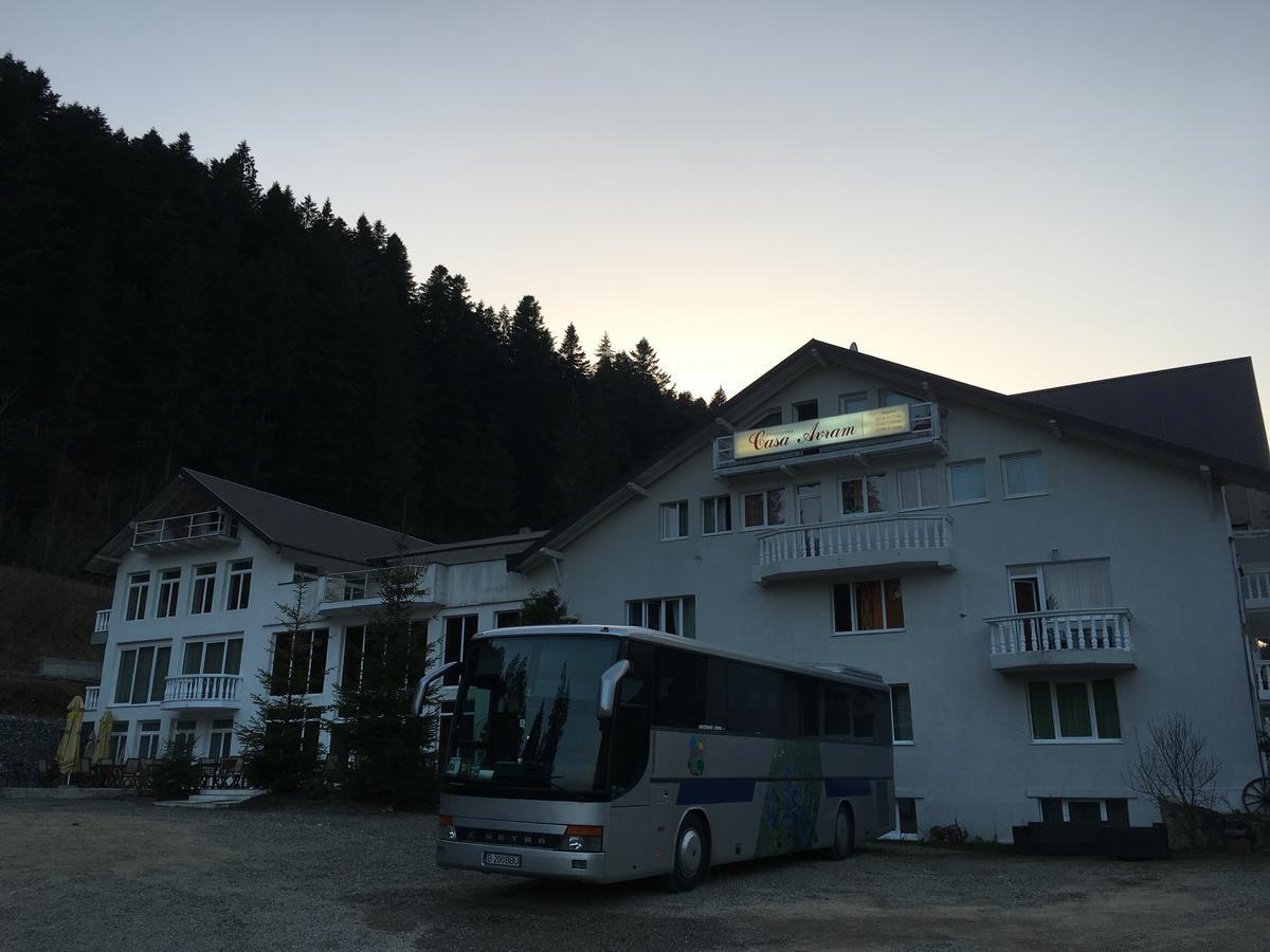 Casa Avram Otel Sucevita Dış mekan fotoğraf